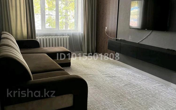 3-комнатная квартира · 67 м² · 1/5 этаж, мкр Кунаева 53 — 44 мектеп үйдің дәл артында за 200 000 ₸ в Уральске — фото 2