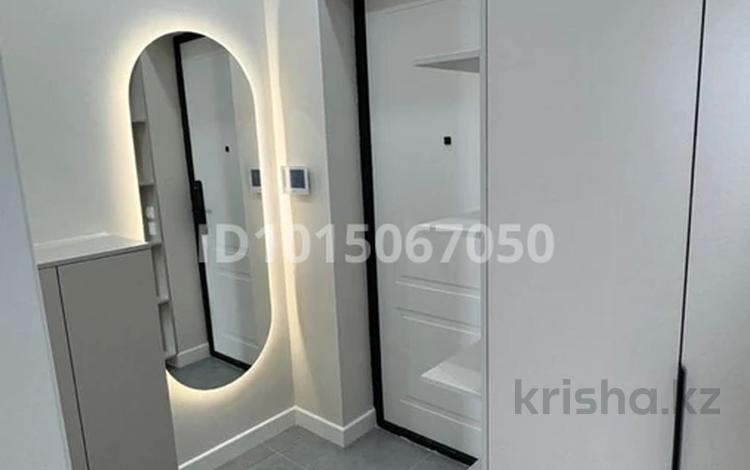 1-комнатная квартира · 38 м² · 16/17 этаж, Бухар Жырау 33/1 за 280 000 ₸ в Астане, Есильский р-н — фото 2