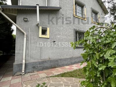 Жеке үй · 6 бөлме · 150 м² · 12 сот., ул. Басибекова 2Г, бағасы: 75 млн ₸ в Алматы, Турксибский р-н