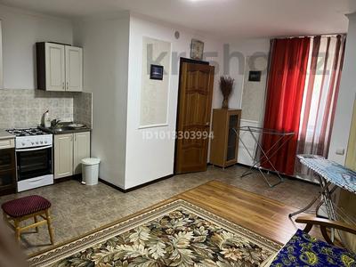 1-бөлмелі пәтер · 30 м² · 1/1 қабат, Азаттык 74/2 — Карымсакова, бағасы: 140 000 ₸ в Атырау, мкр Жилгородок