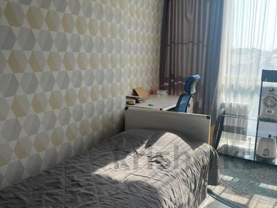 Продажа квартир в Алматы: 3-комнатная квартира · 86 м² · 4/10 этаж, Жарокова 230 — ⭐ЛУЧШАЯ ЦЕНА⭐ за 80 млн 〒 3-комнатная квартира · 86 м² · 4/10 этаж, Жарокова 230 — ⭐ЛУЧШАЯ ЦЕНА⭐ за 80 млн 〒 в Алматы, Бостандыкский р-н