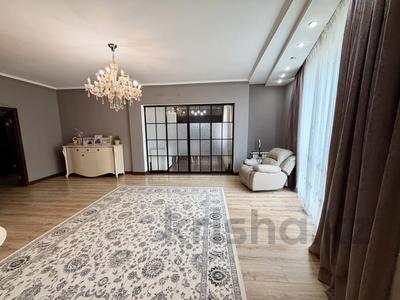 3-бөлмелі пәтер · 140 м² · 16/20 қабат, Брусиловского 140, бағасы: 74 млн ₸ в Алматы, Алмалинский р-н