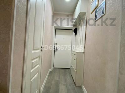 2-комнатная квартира · 40 м² · 2/2 этаж, Бауржана момушилы — Возле кафе Балтика за 20 млн 〒 в Таразе