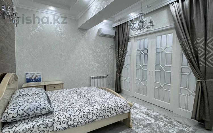 2-бөлмелі пәтер · 70 м² · 10/10 қабат, 18А ш/а 1, бағасы: 20 000 ₸ в Актау, 18А мкр — фото 2