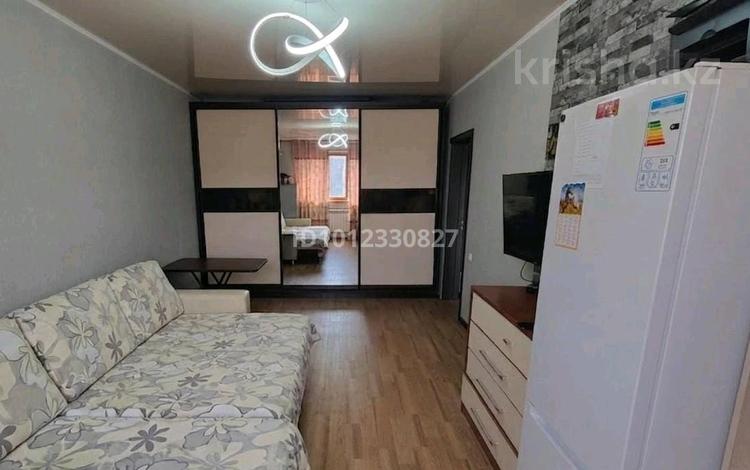 1-бөлмелі пәтер · 47 м² · 8/9 қабат, ул. Чуланова 119, бағасы: 30 млн ₸ в Алматы, Алатауский р-н — фото 2