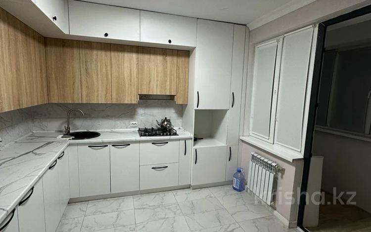 3-комнатная квартира · 72 м² · 1/6 этаж, Жунисова 10/1 за 37 млн 〒 в Алматы, Наурызбайский р-н — фото 2