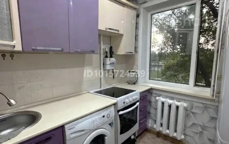 2-бөлмелі пәтер · 47 м² · 2/5 қабат, 1-квартал, 2-й квартал, бағасы: 130 000 ₸ в Караганде, Алихана Бокейханова р-н — фото 2