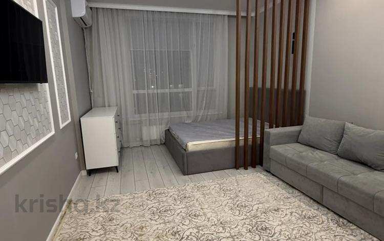 1-комнатная квартира · 41 м² · 13/14 этаж, Санжара Асфендиярова 11 за 210 000 ₸ в Астане, Нура р-н — фото 2