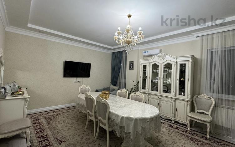 3-комнатная квартира, 140 м², 16/17 этаж, Кунаева 91 за 75 млн 〒 в Шымкенте, Аль-Фарабийский р-н — фото 2