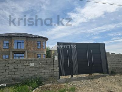 Продажа домов и дачи в Шымкенте: Отдельный дом · 6 комнат · 260 м² · 10 сот., мкр Бозарык — Кенарал за 45 млн 〒 Отдельный дом · 6 комнат · 260 м² · 10 сот., мкр Бозарык — Кенарал за 45 млн 〒 в Шымкенте, Абайский р-н