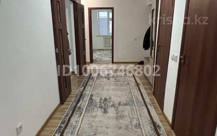 3-комнатная квартира · 70 м² · 5/5 этаж, Айтмурат Шаменова 45 — Айтмурат Шаменова за 130 000 ₸ в  — фото 2