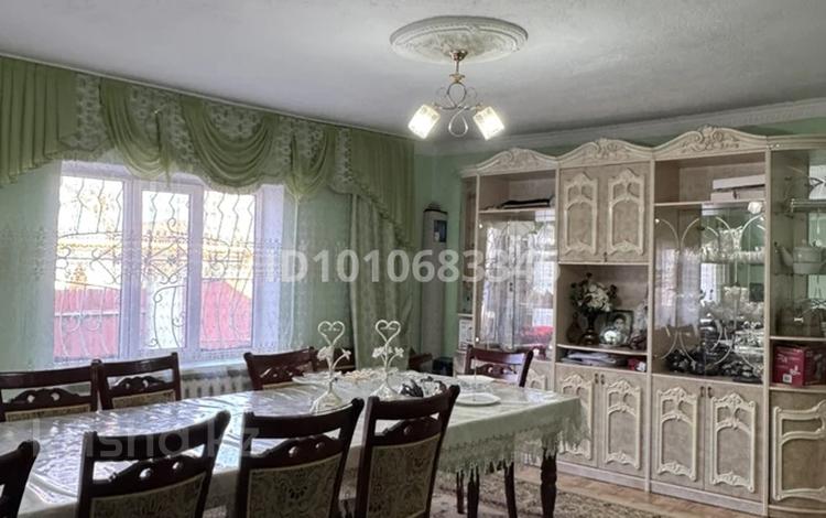 Отдельный дом · 4 комнаты · 180 м² · 25 сот., Сарымолдаев 108 за 30 млн ₸ в Мерке — фото 2
