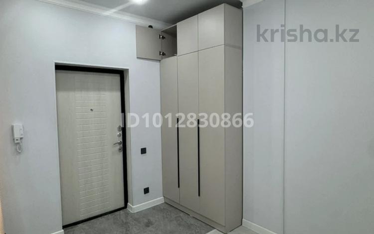 2-бөлмелі пәтер · 56 м², Шымсити 1/10 стр, бағасы: 28.5 млн ₸ в Шымкенте, Абайский р-н — фото 2