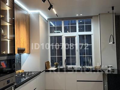 4-комнатная квартира · 207 м² · 7/10 этаж, 17-й мкр 25 за 105 млн ₸ в Актау