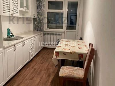 3-комнатная квартира, 74.5 м², 2/5 этаж помесячно, 15 микрорайон 32 за 90 000 〒 в Таразе