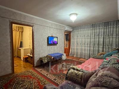 3-комнатная квартира · 52 м² · 5/5 этаж, Михаэлиса 4 за 16.5 млн 〒 в Усть-Каменогорске