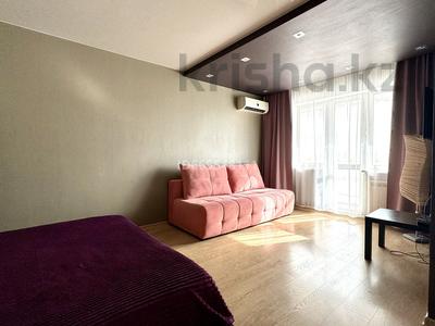 1-бөлмелі пәтер · 32 м² · 4/5 қабат, Гоголя 68 — Нуркена, бағасы: 16 000 ₸ в Караганде, Казыбек би р-н