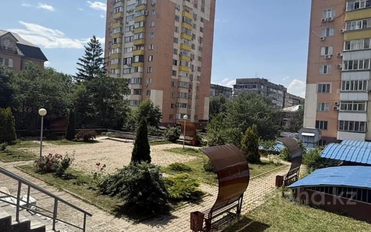 2-комнатная квартира · 65 м² · 4/16 этаж, Бальзака 8 за 360 000 ₸ в Алматы, Бостандыкский р-н — фото 2