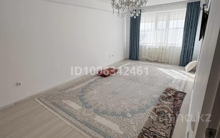 1-комнатная квартира · 45 м², мкр Береке, 23 — 42 школа за 16 млн ₸ в Атырау — фото 2
