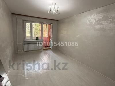 1-комнатная квартира · 31 м² · 2/5 этаж, Майкудук, 16й микрорайон 15 за 8 млн ₸ в Караганде, Алихана Бокейханова р-н