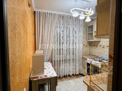 3-комнатная квартира · 68 м² · 4/5 этаж, мкр Аксай-2 за 400 000 〒 в Алматы, Ауэзовский р-н