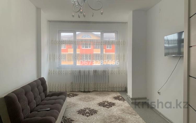 1-комнатная квартира · 45 м² · 4/5 этаж, 15 мкр 999 за 100 000 ₸ в Таразе — фото 2