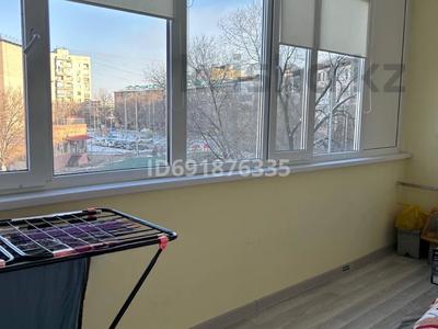 3-комнатная квартира, 63 м², 3/5 этаж, Ракишева за 24 млн 〒 в Талдыкоргане, мкр Жастар