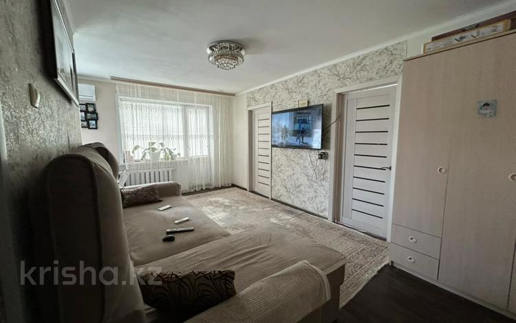 3-комнатная квартира · 48.8 м² · 5/5 этаж, Камзина 25 за 9.5 млн ₸ в Аксу — фото 6