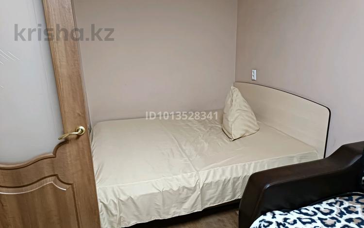 1-комнатная квартира · 40 м² · 3/9 этаж, Кабанбай Батыра 91 за 200 000 ₸ в Усть-Каменогорске — фото 2