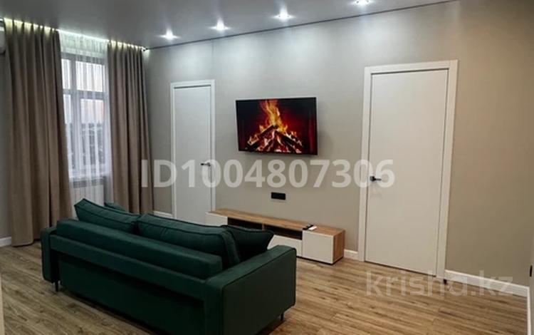 2-комнатная квартира · 65 м² · 11/13 этаж, мкр Новый Город, Букетова 3/2 за 20 000 ₸ в Караганде, Казыбек би р-н — фото 2