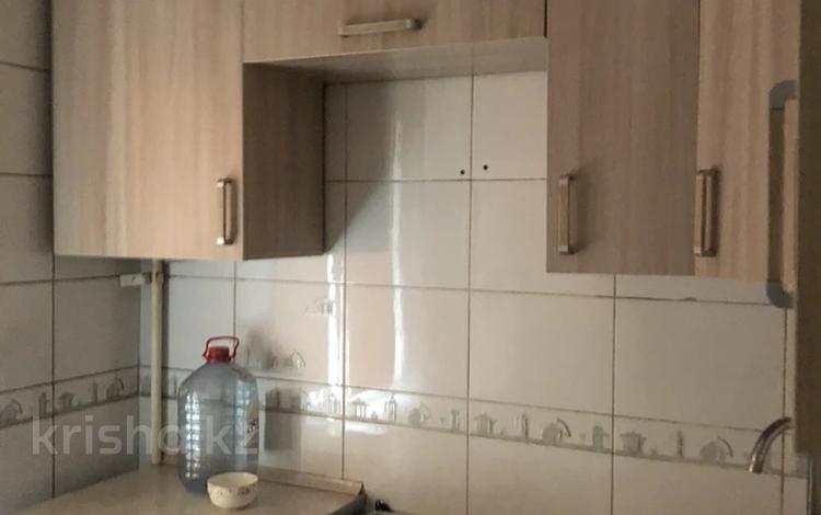 3-бөлмелі пәтер · 64 м² · 2/5 қабат, Айнабұлақ-2 ш/а. 61, бағасы: 300 000 ₸ в Алматы, Жетысуский р-н — фото 7