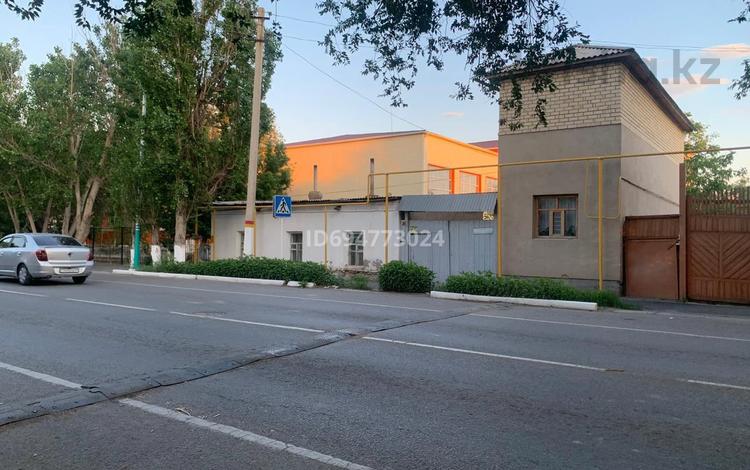Отдельный дом · 4 комнаты · 101 м² · 8.6 сот., Абулхаир хана — Поликлиника N1 за 47 млн 〒 в  — фото 3