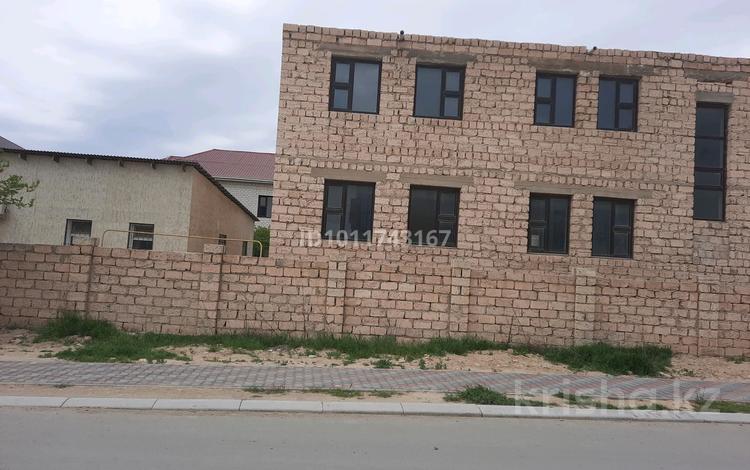 Отдельный дом · 4 комнаты · 600 м² · 10 сот., мкр "Шыгыс 2" 245 за 110 млн ₸ в Актау, мкр "Шыгыс 2" — фото 2