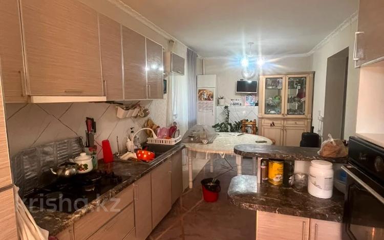 Отдельный дом · 6 комнат · 176 м² · 6.3 сот., мкр Шанхай, Макаренко 20 за 46 млн ₸ в Актобе — фото 7