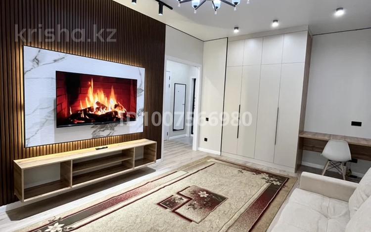 1-комнатная квартира · 45 м² · 3/12 этаж, Жубан Молдагалиев 5 за 230 000 ₸ в Астане, Нура р-н — фото 2