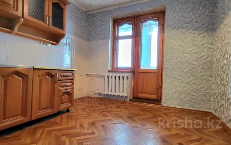 2-комнатная квартира · 56.4 м² · 6/6 этаж, мкр 4 31 за 14 млн ₸ в Уральске — фото 8