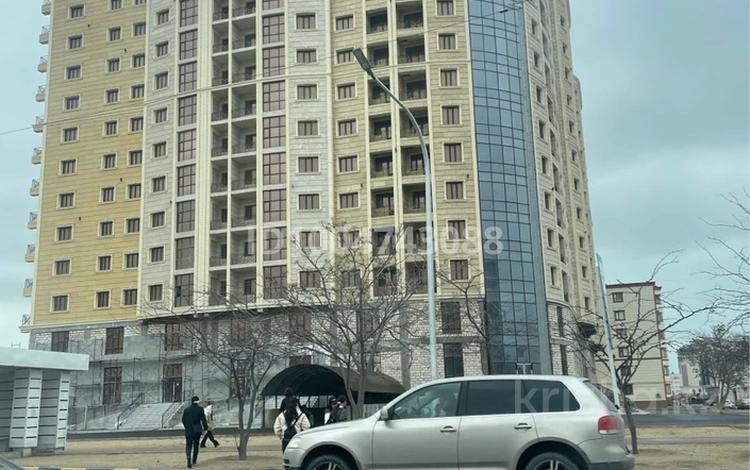 2-комнатная квартира · 105.4 м² · 11/12 этаж, 12-й мкр 36/2 за 19 млн ₸ в Актау — фото 2
