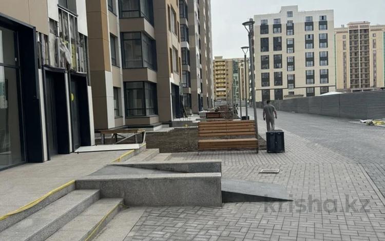 2-комнатная квартира · 42 м² · 7/20 этаж, Жумекен Нажимеденов 33 за 25 млн ₸ в Астане, Сарайшык р-н — фото 17