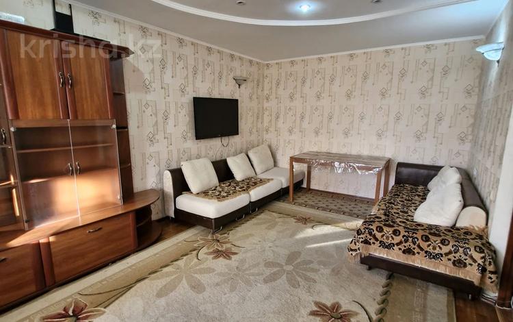 2-комнатная квартира · 52 м² · 4/9 этаж, Казыбек би 14 за 170 000 ₸ в Усть-Каменогорске — фото 2