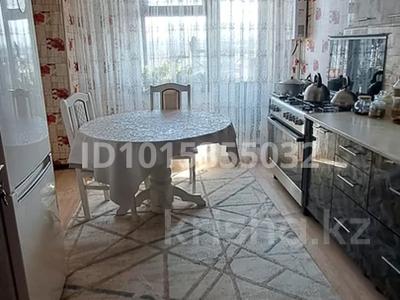 4-комнатная квартира · 100 м² · 5/5 этаж, Водник 2 17 за 30 млн ₸ в Боралдае (Бурундай)