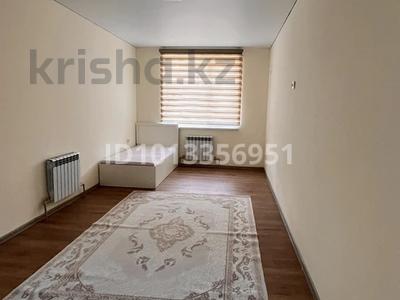 1-комнатная квартира · 49 м² · 4/5 этаж, мкр Асар-2 241Г за 130 000 ₸ в Шымкенте, Абайский р-н