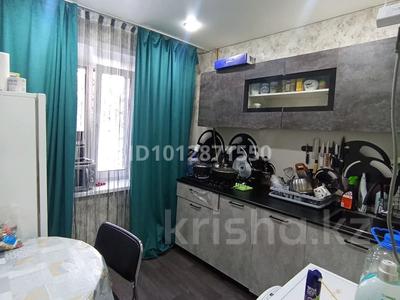 2-бөлмелі пәтер · 43 м² · 1/3 қабат, Ленина 77, бағасы: 11 млн ₸ в Рудном