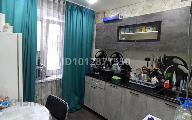 2-комнатная квартира · 43 м² · 1/3 этаж, Ленина 77 за 11 млн ₸ в Рудном — фото 7