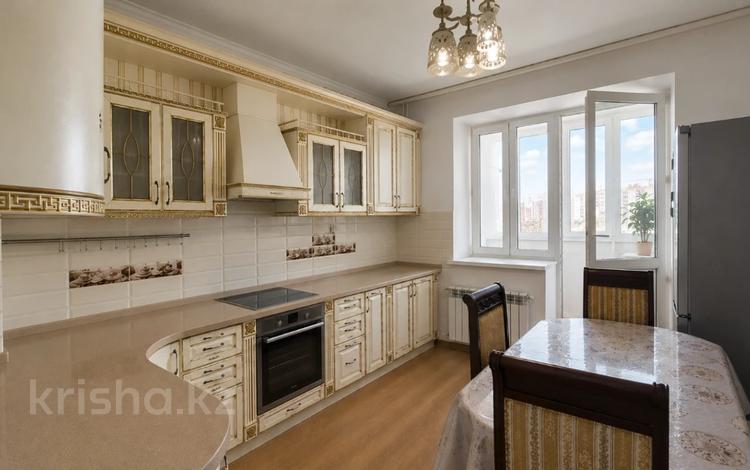 4-комнатная квартира · 110 м² · 7/9 этаж, Момышулы 2/8 — Дворец школьников, Школа-лицей № 70 за 500 000 ₸ в Астане, Алматы р-н — фото 3