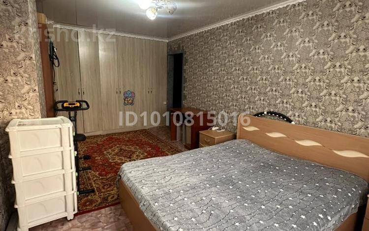 2-бөлмелі пәтер · 53 м² · 4/5 қабат, Маяковского 101 — Быковского, бағасы: 20 млн ₸ в Костанае — фото 2