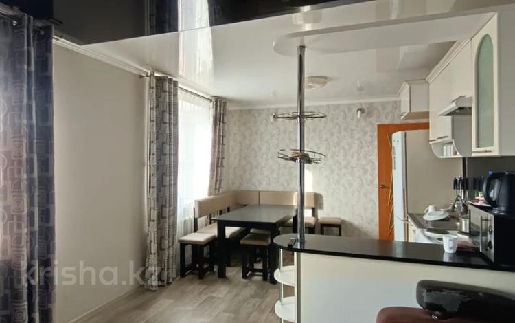 3-бөлмелі пәтер · 59 м² · 8/9 қабат, шмидта, бағасы: 21 млн ₸ в Семее — фото 2