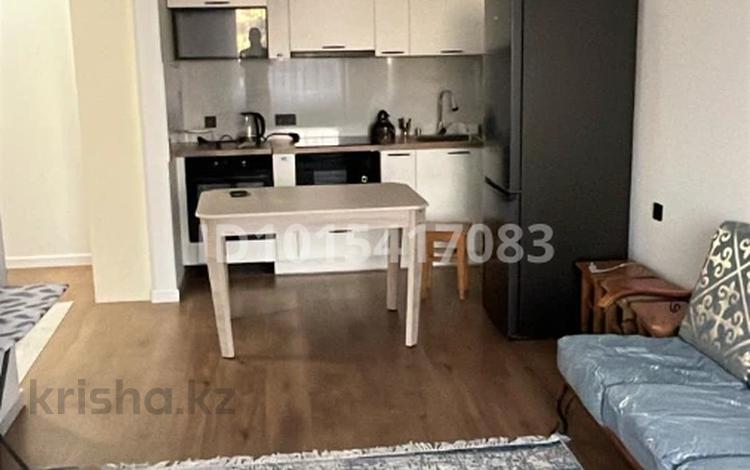 1-комнатная квартира · 45 м² · 2/6 этаж, мкр Думан-2, Халиуллина 196/17 за 300 000 ₸ в Алматы, Медеуский р-н — фото 2