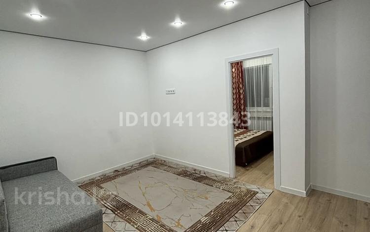2-комнатная квартира · 42.8 м² · 4/10 этаж, Жунисова за 240 000 ₸ в Алматы, Наурызбайский р-н — фото 2