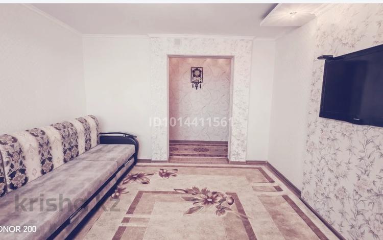 3-комнатная квартира · 73 м² · 6/9 этаж, мкр Строитель 19 — Шолохова и Циолковского за 22 млн ₸ в Уральске — фото 2