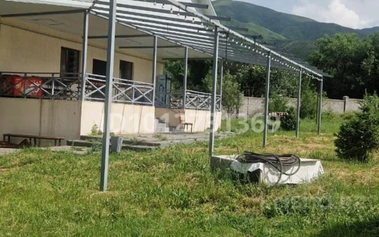 Жеке үй · 3 бөлме · 230 м² · 10 сот., Амангельды — Школа, бағасы: 35 млн ₸ в  — фото 2